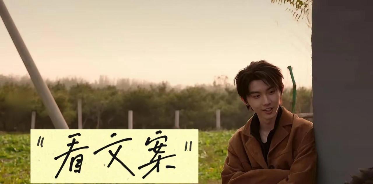 一九八六年的秋天，我降生在小城一条老旧的巷子里。没有精致的产房，没有华丽的摆没，