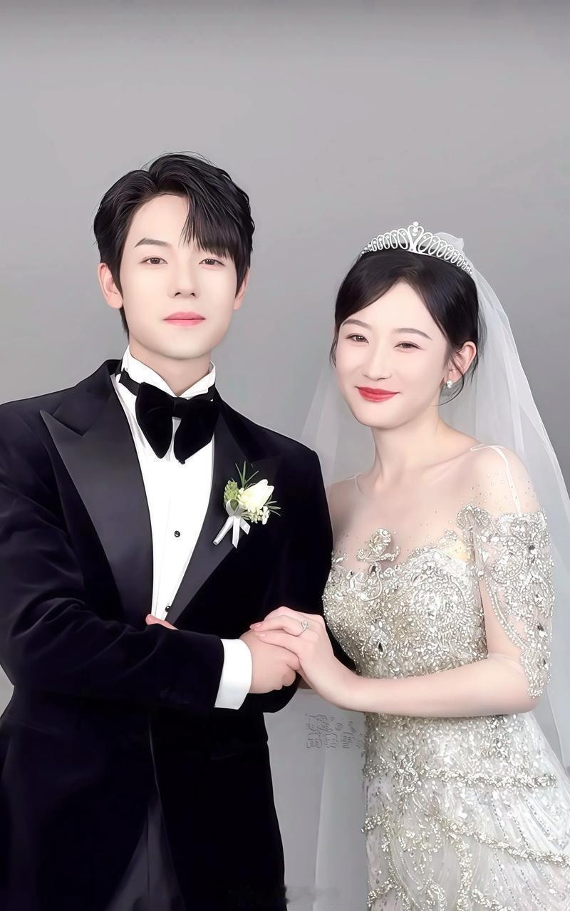 制片人谈曾辉韩雨彤多搭CP 听花岛总制片人赵优秀在新浪娱乐新浪潮论坛年终场上谈到