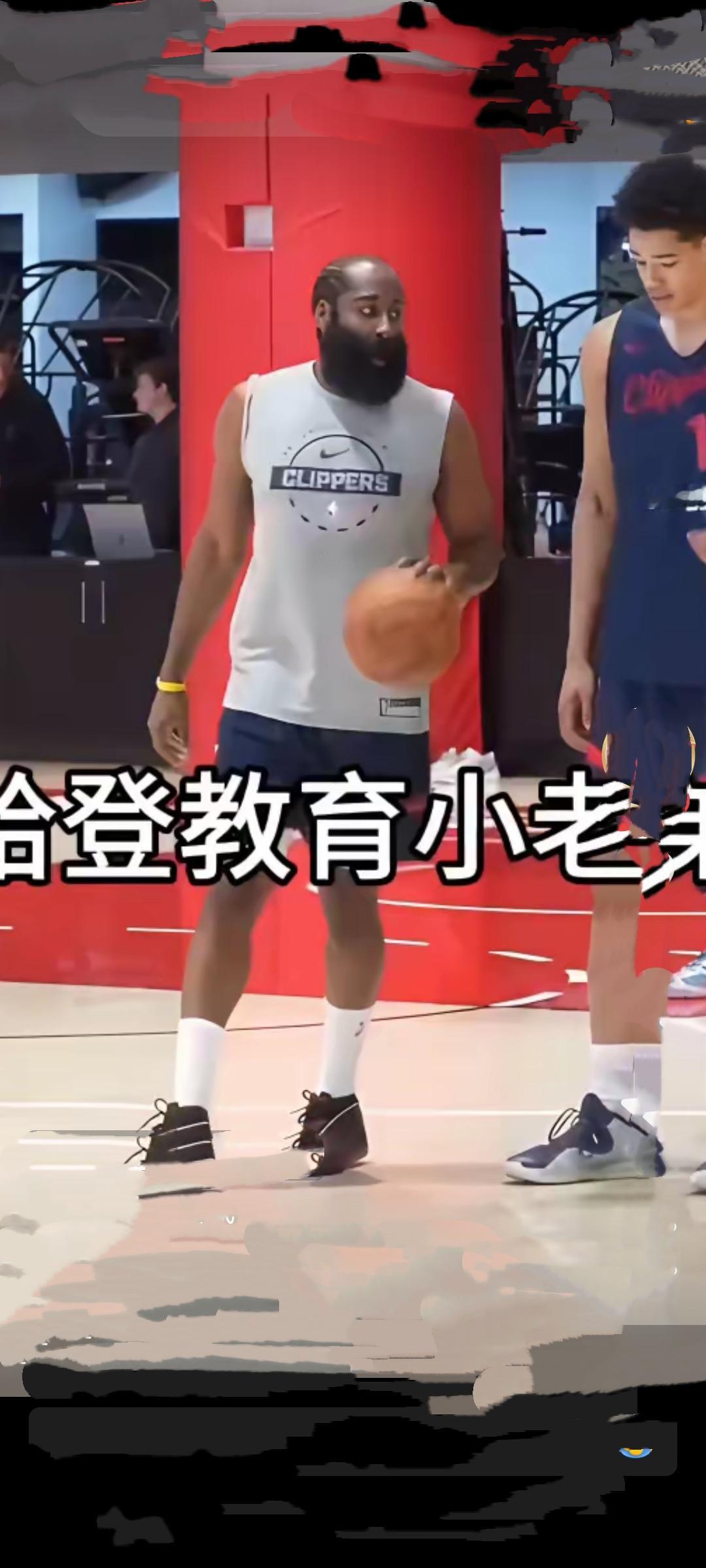 科南的大合同到手了

快船战胜爵士，快船新秀中锋科南替补上场27分钟，投篮7中3