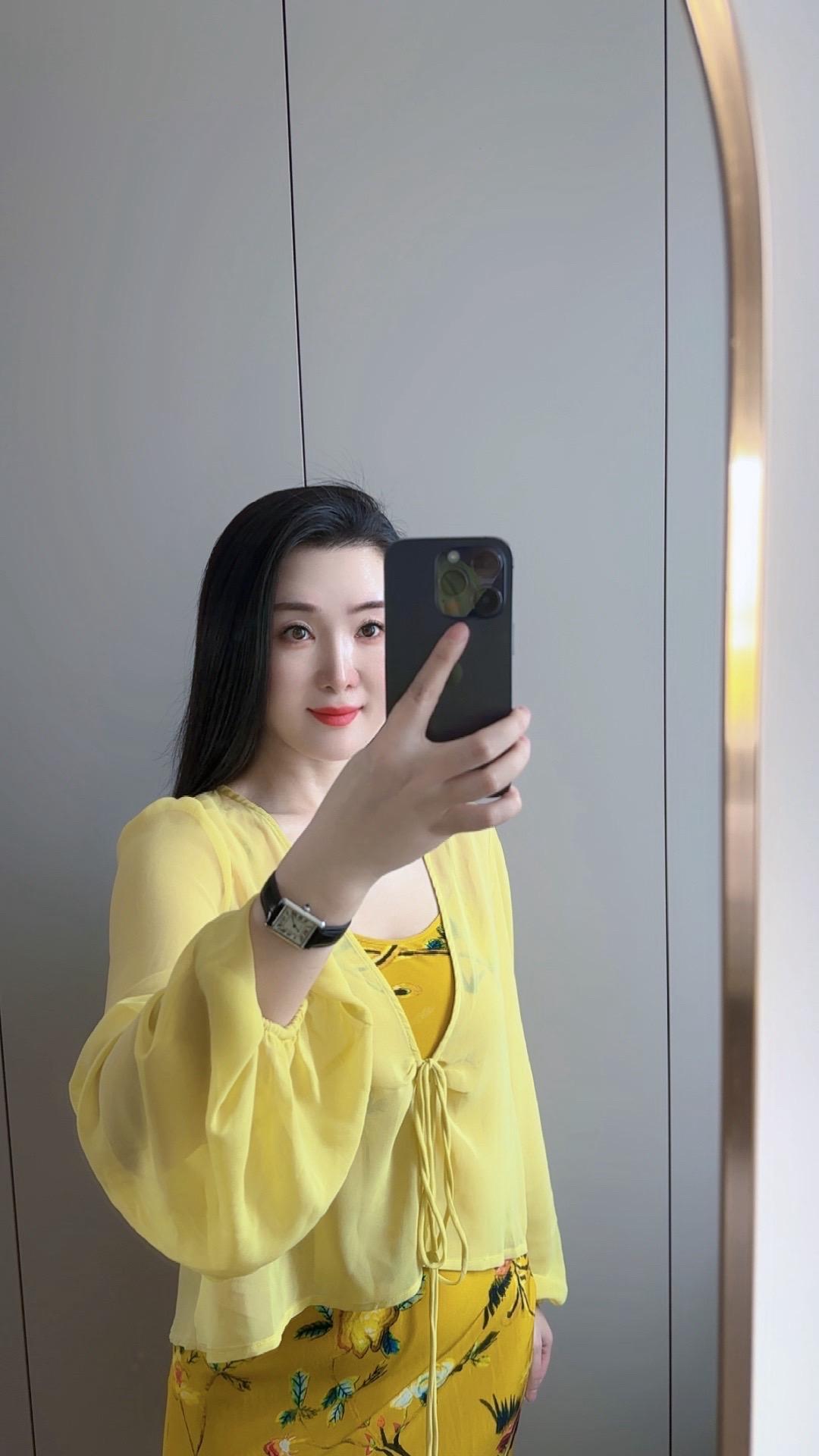 女人失去了魅力 ～才觉得男人花心 ～男人没有实力才觉得女人现实～所以咱...