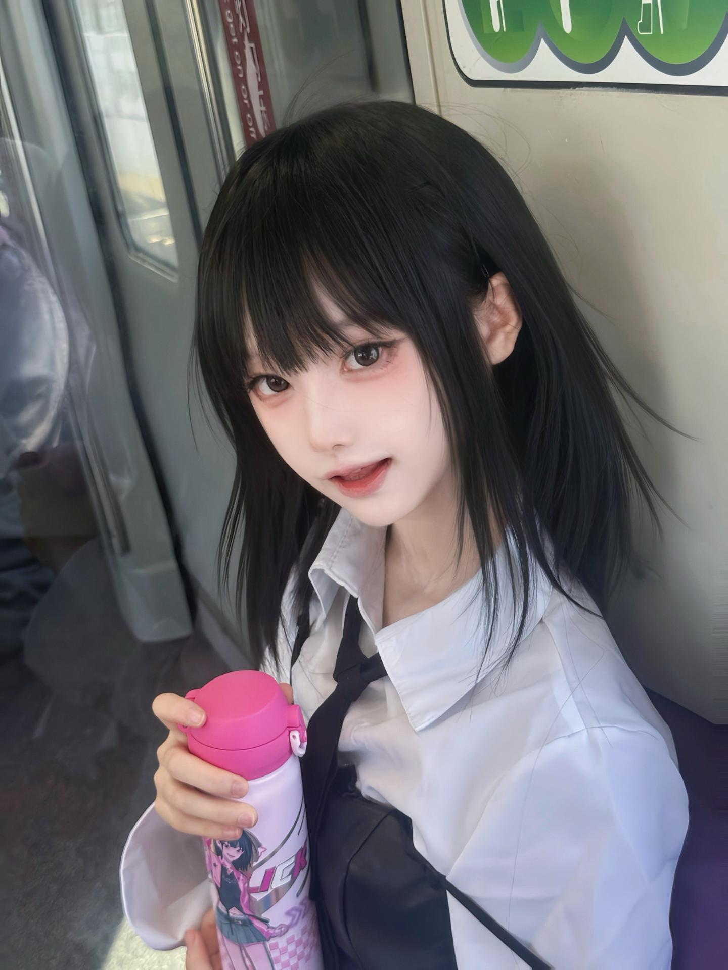 起猛了，坐地铁遇到乔苓姐了。