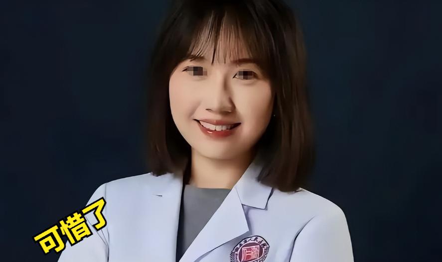 大家有没有觉得，
职场里有些事看着再体面，
也经不住细想？就说最近传得沸沸扬扬的