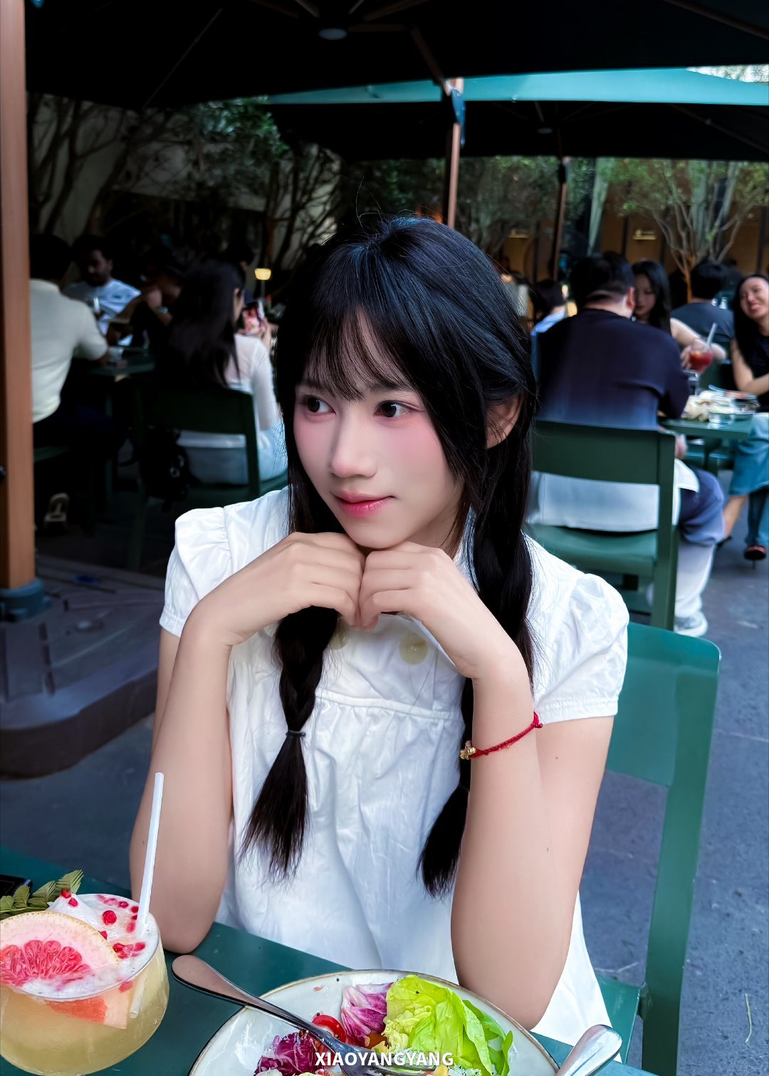 陈宁桐 cnt 陈宁桐未来可期cnt 陈宁桐“庄园有无数朵玫瑰，我唯独看向了你.