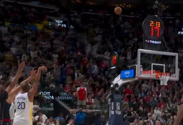 家有三老全都是宝，可惜巴特勒伤了，库里的关键三分，霍福德的连续三分，追梦的防守，