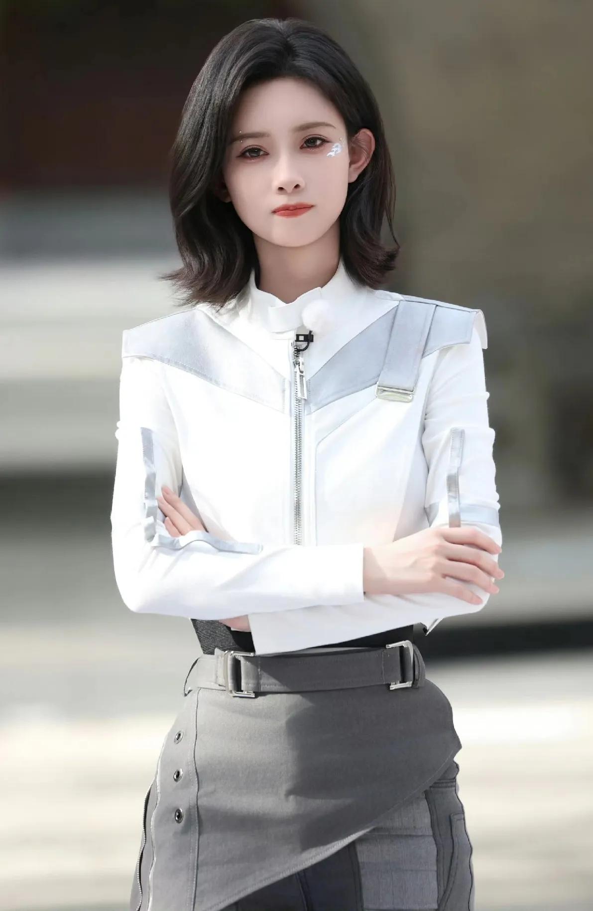 @孟子义 最新～奔跑吧？