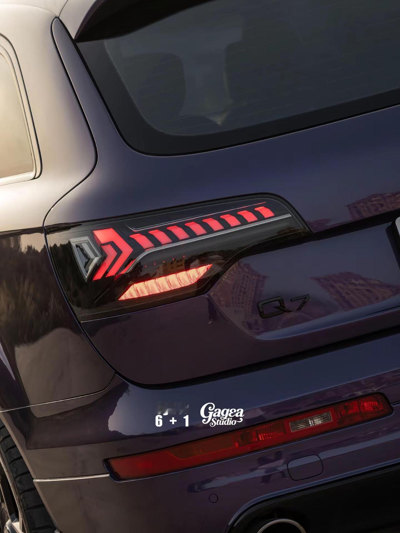 出道即巅峰的的公路之王。大家口中的过气老车，好像被我们玩出了点新花样奥迪 奥迪q