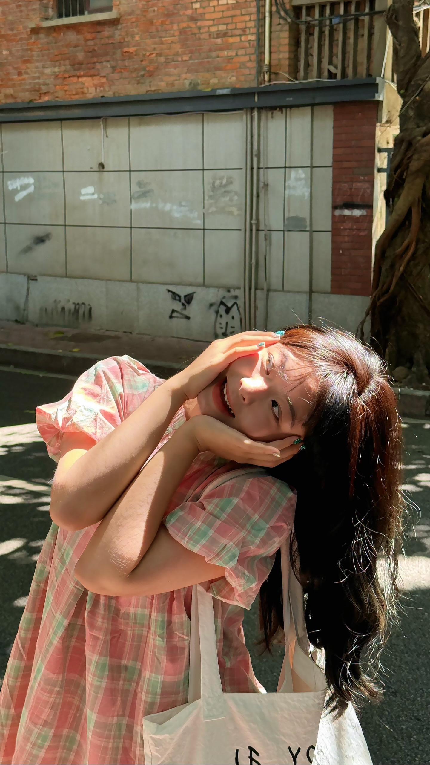 拍一些没有上学味和班味的照片。