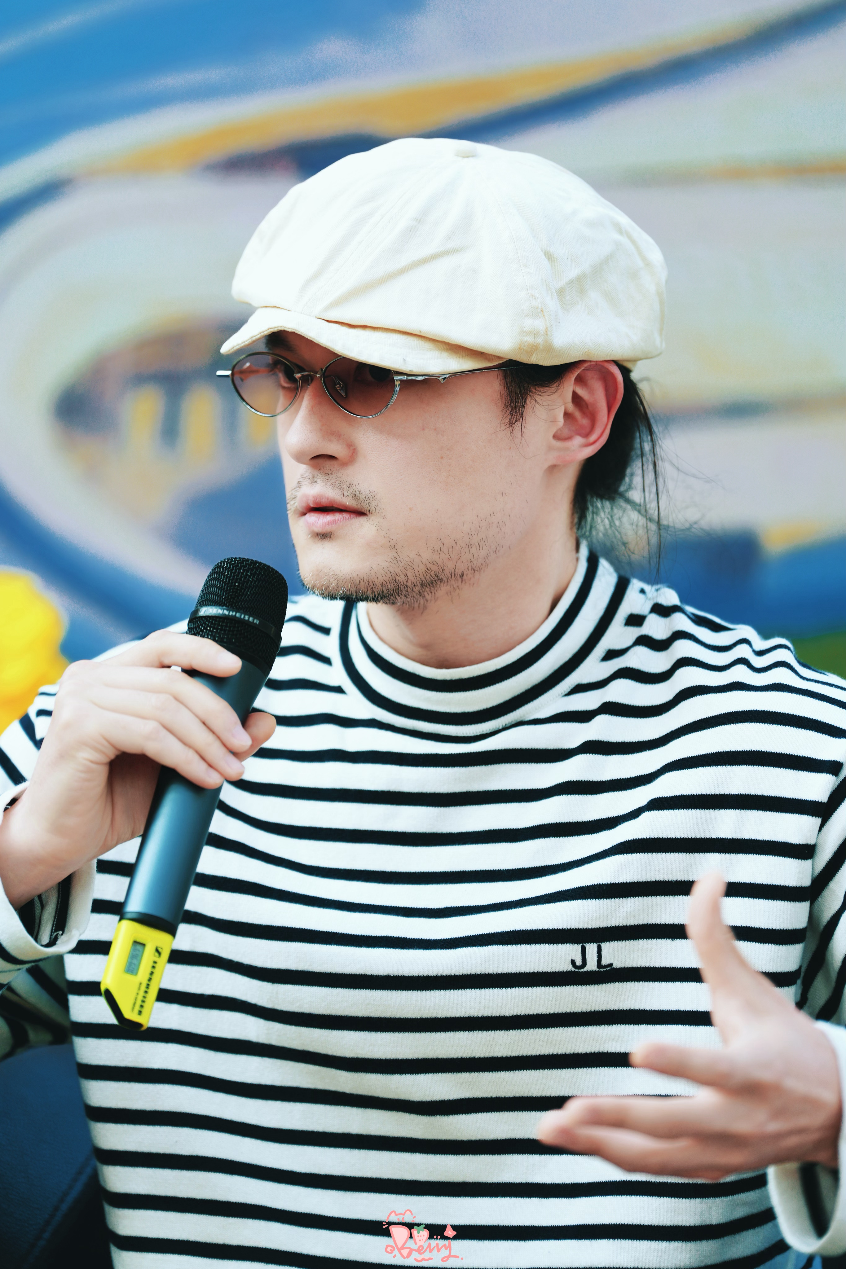 刘令飞  260619海上钢琴师·哈尔滨见面会大画家令飞海上钢琴师音乐剧