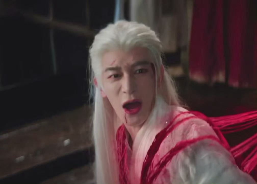 你喜欢哪一版的小唯？ 