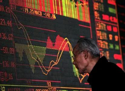 2700这个位置是非常低，即使被击穿也不要恐慌？

大盘直逼2700点关口，股民