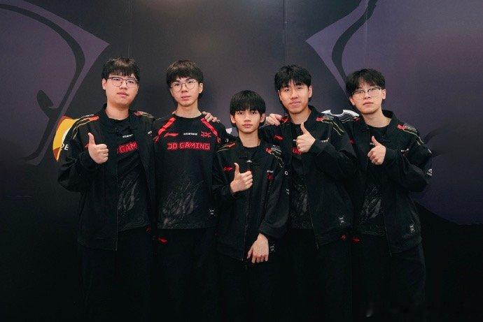 【JDG回应不敌iG，JDG回应德杯止步亚军】1月3日，德玛西亚杯总决赛IG战胜