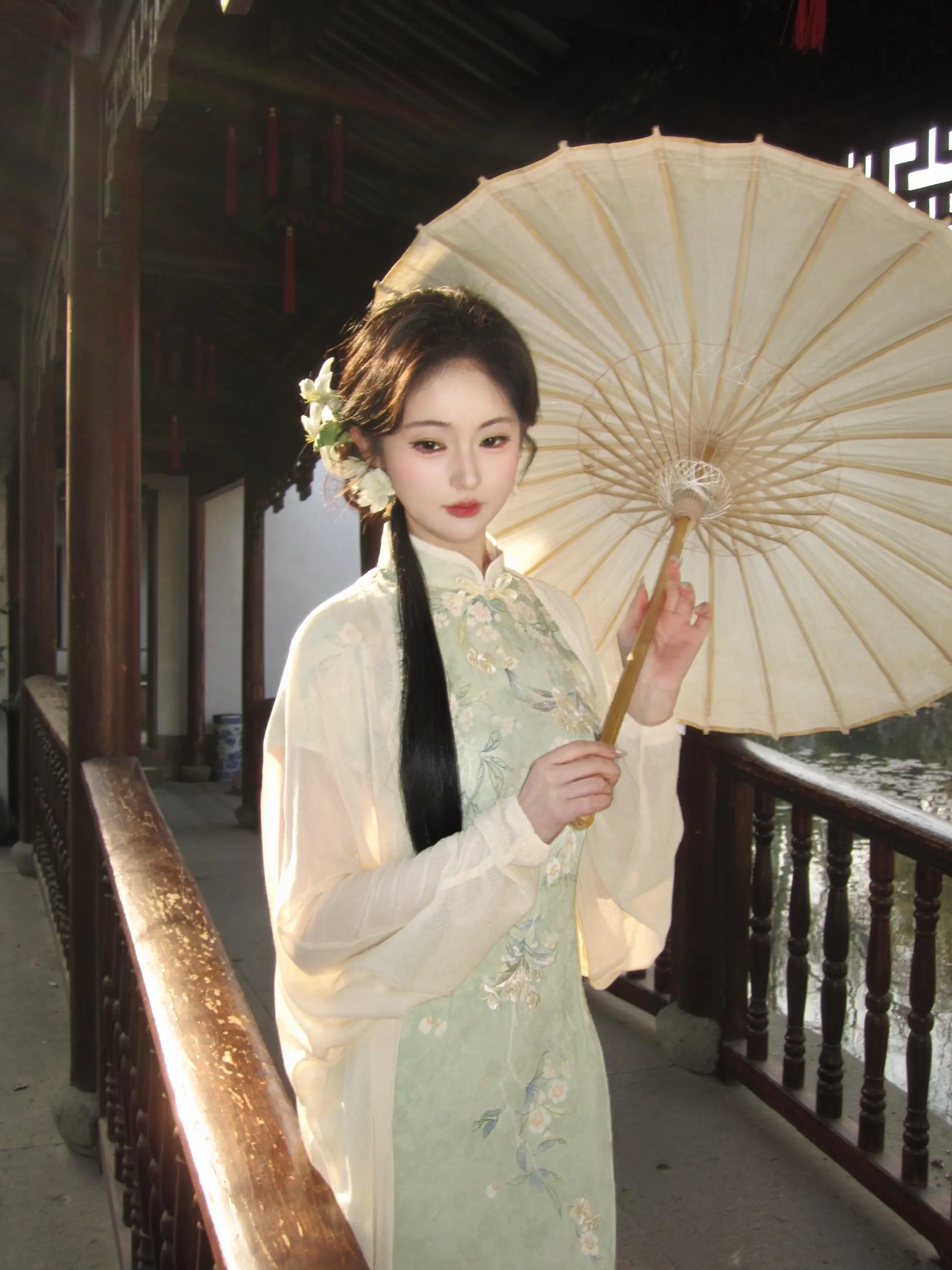 宝哥哥的那块玉究竟是怎么个来历。