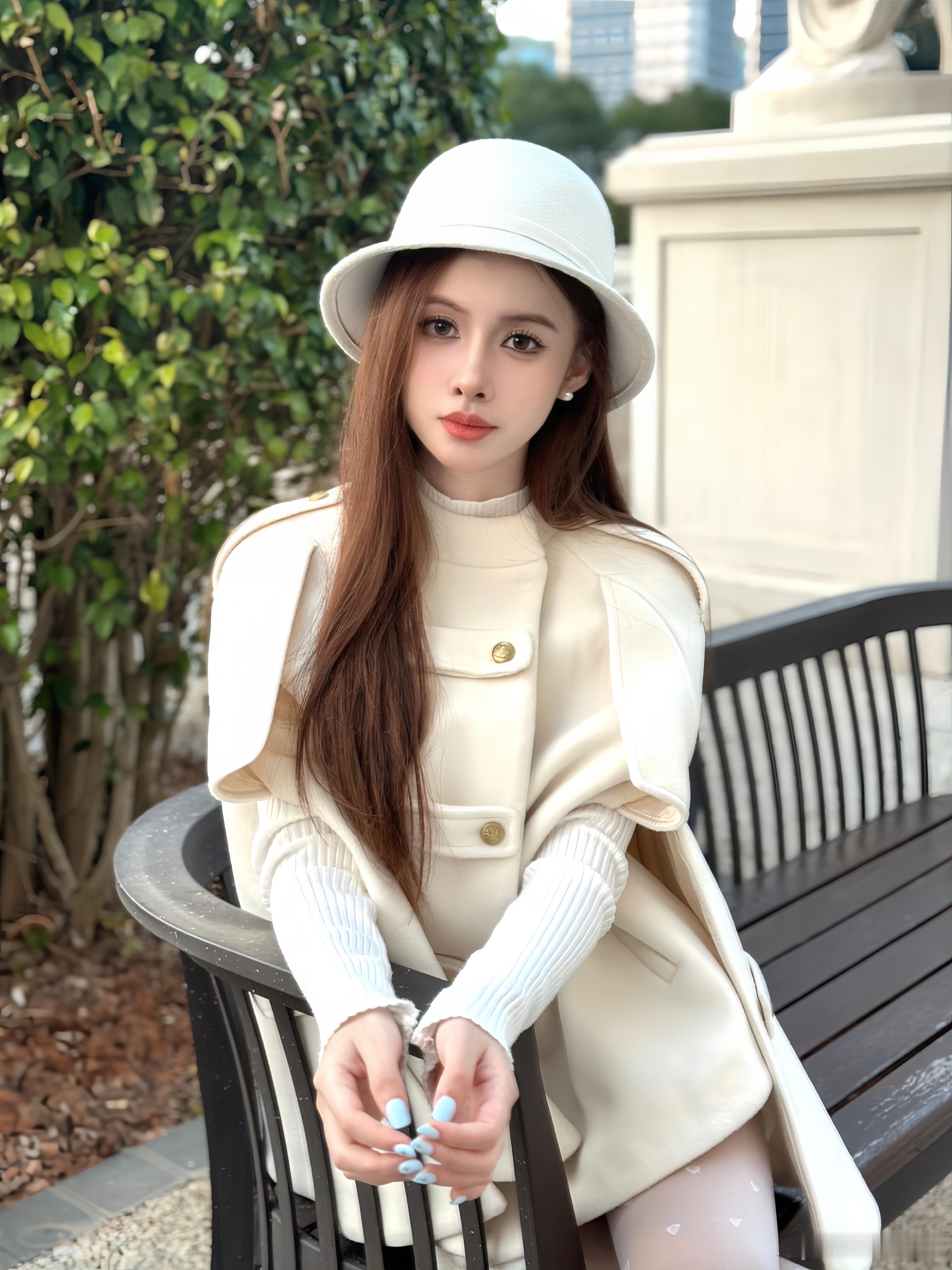 🕊️·见信好“我那留洋的白月光回来了” 白色斗篷套装好有千金感 复古白月光✨喷