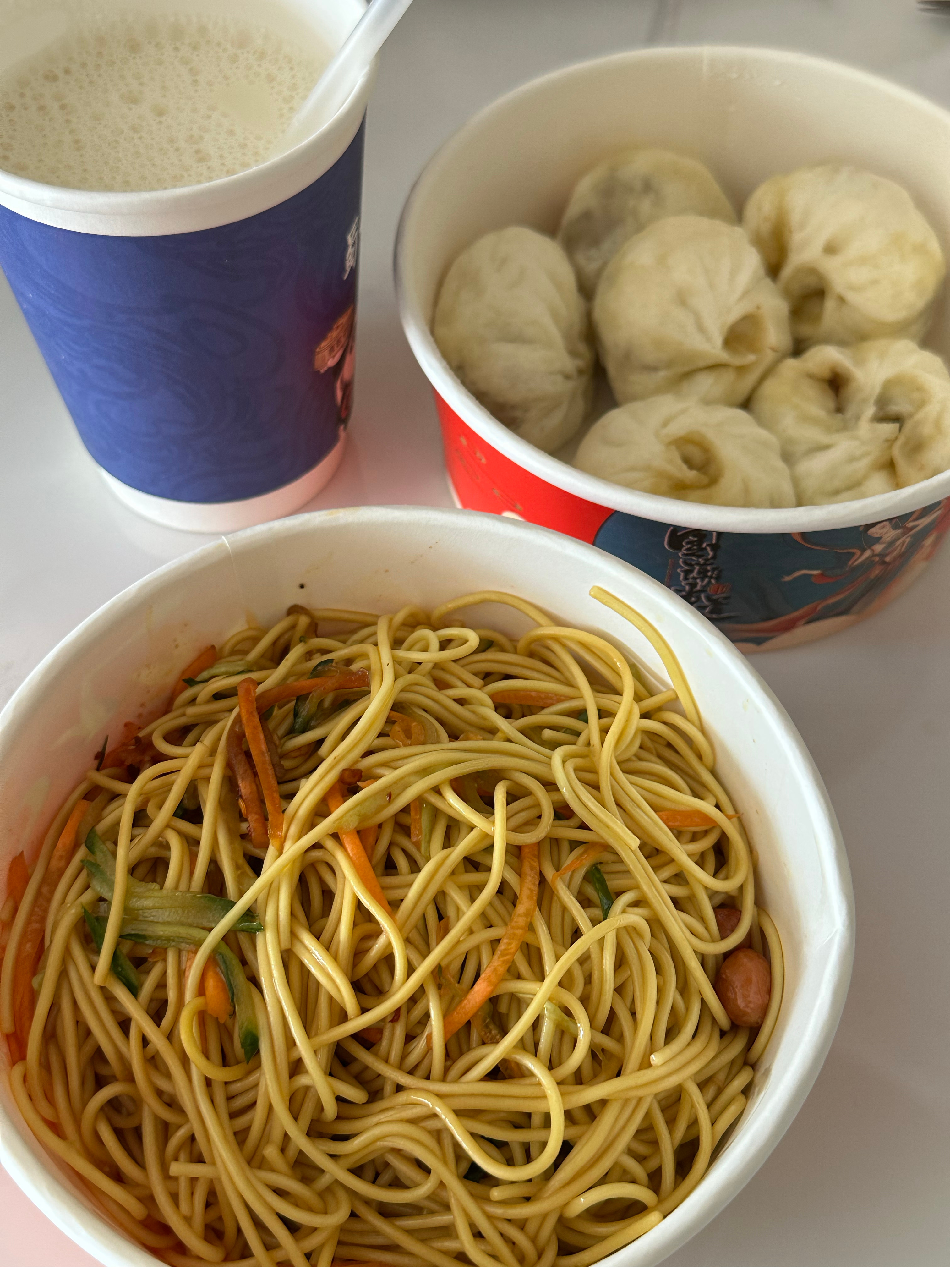 日常 真是好饱的早餐🥣 