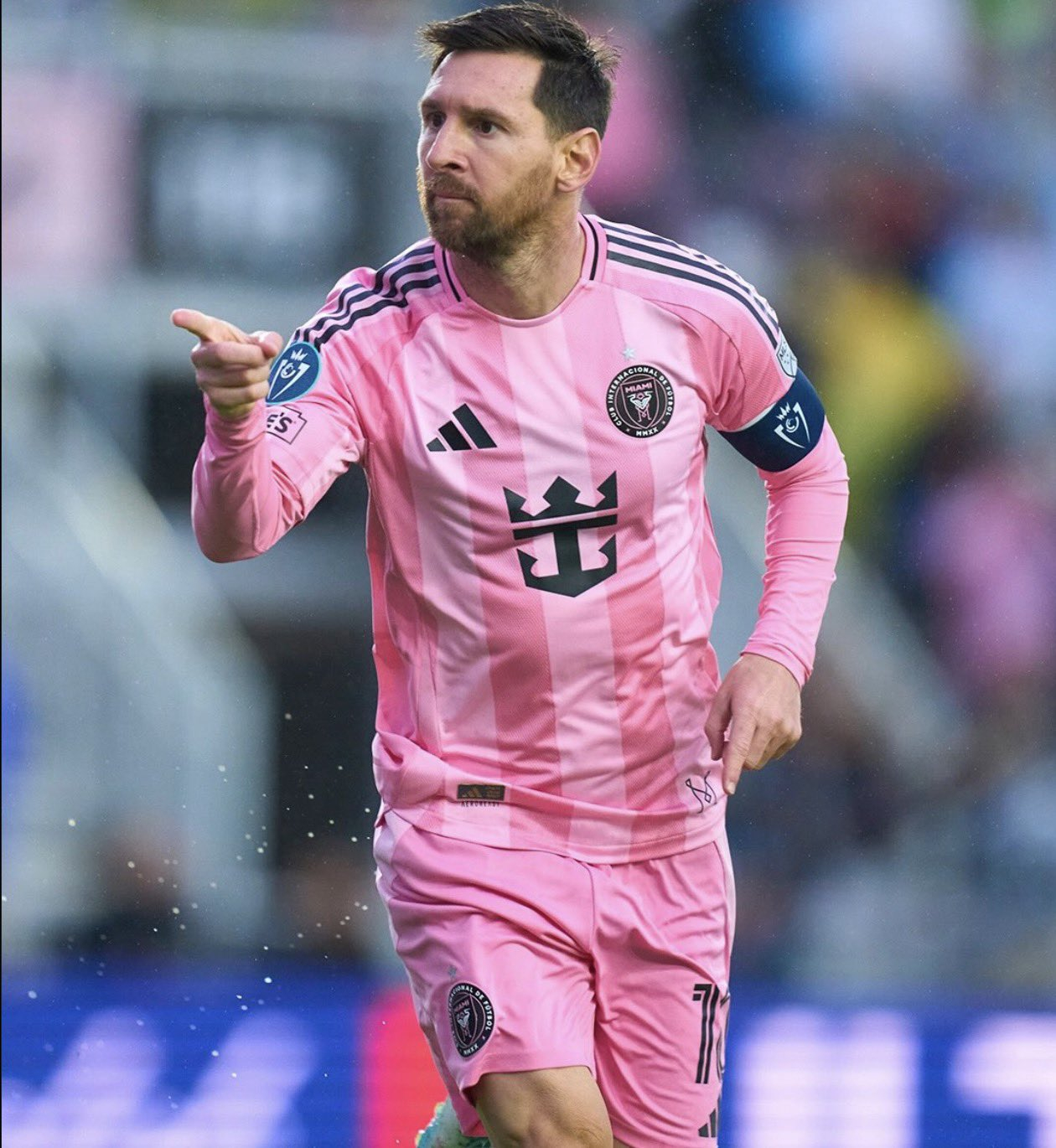 【迈阿密国际OUT】迈阿密国际止步中北美冠军杯8强！迈阿密国际vs纳什维尔 1: