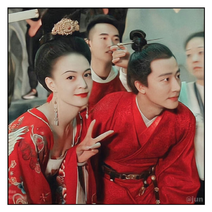 #黄轩张榕容 白居易和杨贵妃做同事# omg黄轩张榕容在#天启异闻录# 三搭打怪