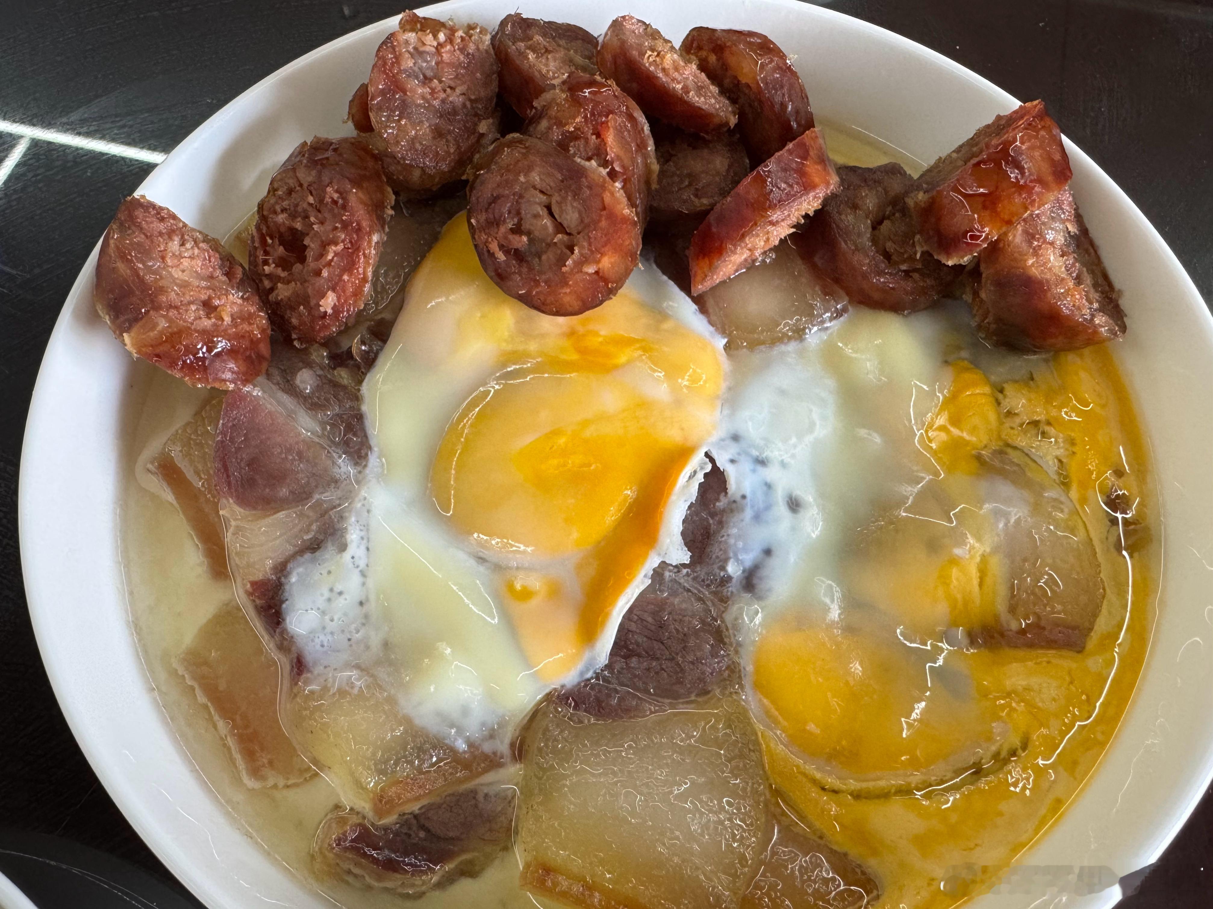 谁懂？亚硝酸盐严重超标但是香迷糊了的一餐不知道是不是因为年纪大了味觉灵敏度下降安