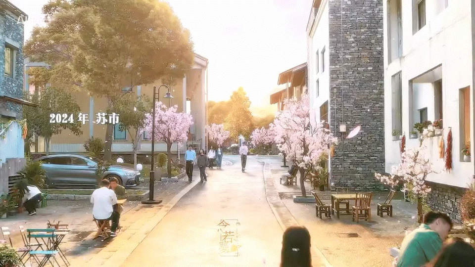 魏哲鸣郑合惠子被杭州包邮了谁在杭州地铁偶遇《你是迟来的欢喜》了！也太会了吧，等地