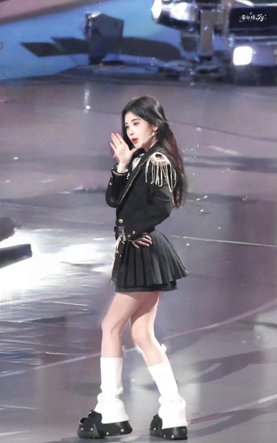 鞠婧祎苏绿夏 🍊允许你叫我甜妹 ★꒰ঌ祎祎Dollの呆萌指数100%໒꒱☆​ 