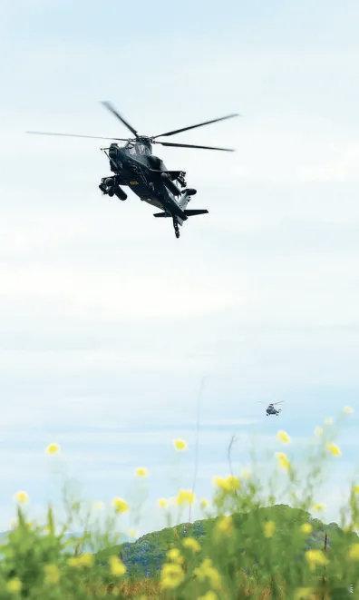 我是一个兵 【强军早报 】军事早知道1、近日，陆军某旅组织飞行训练。2、5月中旬