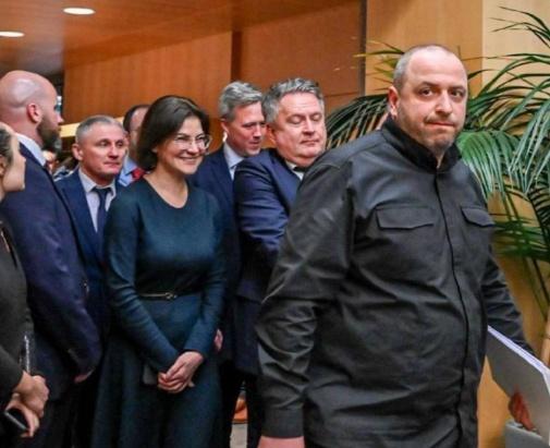 美国提出的所谓“28点和平计划”，对乌克兰基本上不止丧权辱国，简直是要灭国的节奏