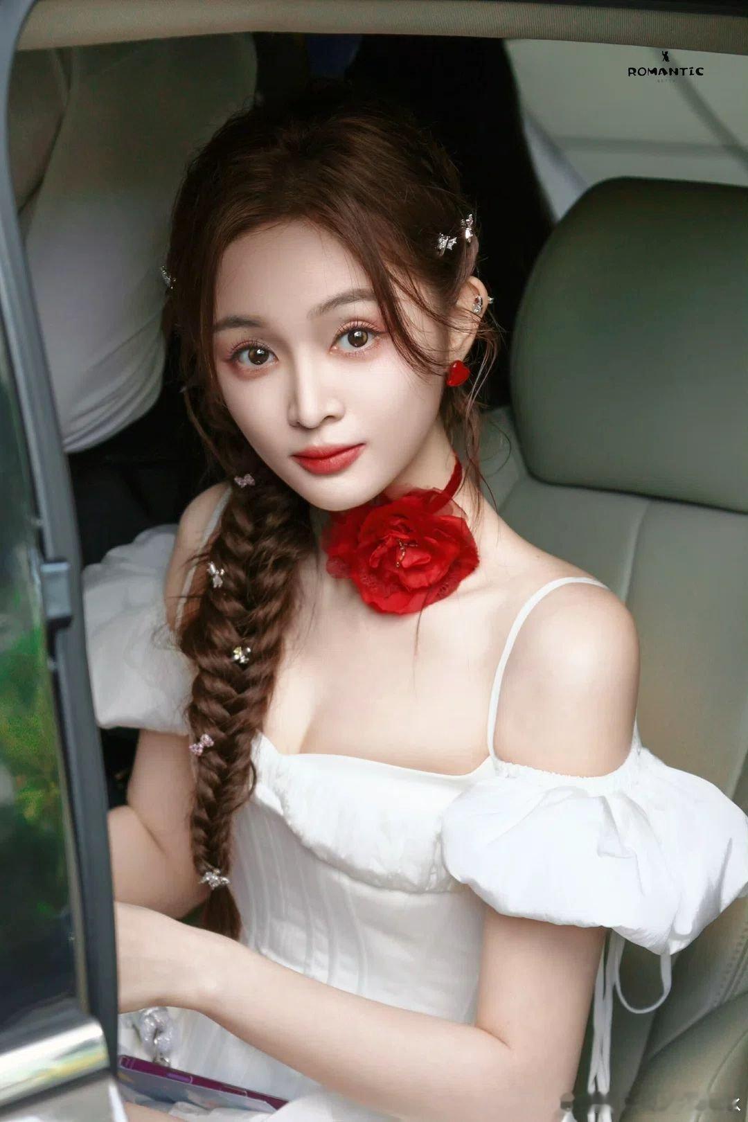吴宣仪还是太全面了吴宣仪干一行行一行，真的太全面了，无论是演戏还是舞台，干得都很