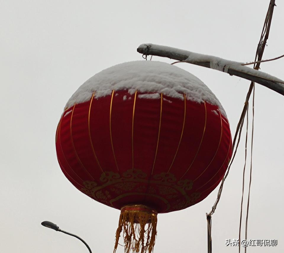 昨天有报道说，代表提议取消劳务派遣制度，我觉得这个提议很好，这个原来因临工灵活调