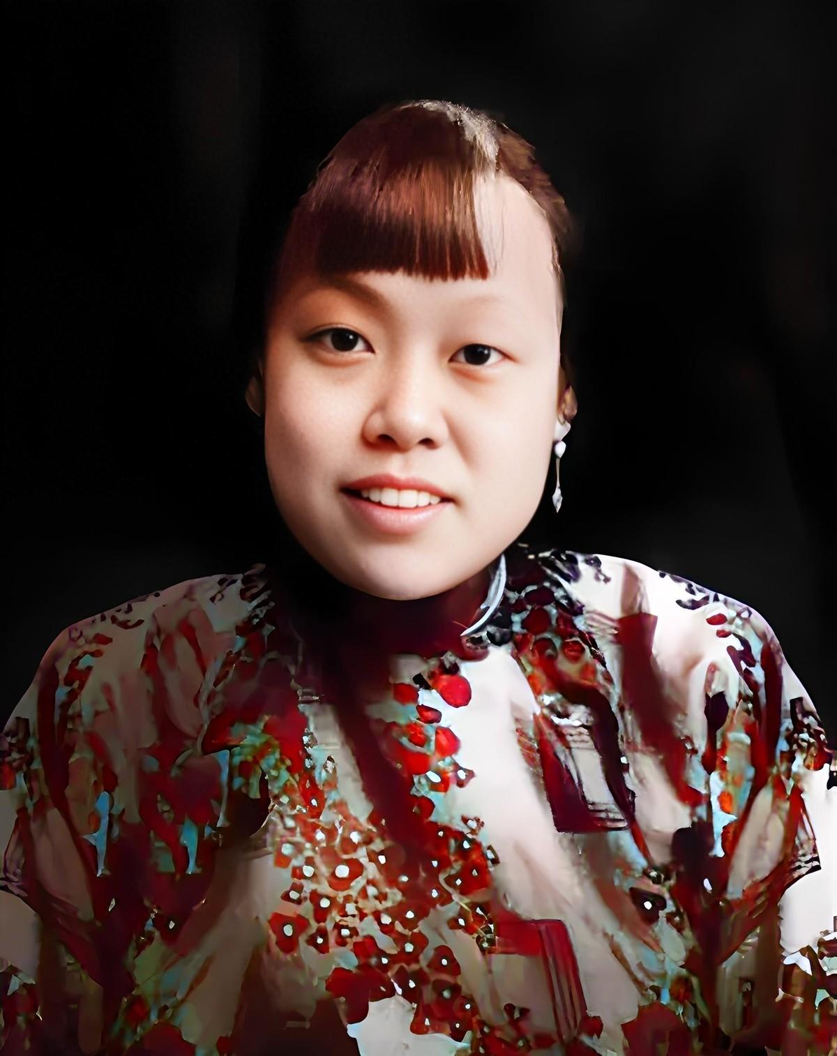 杨振宁的母亲虽长相普通学历不高，却赢得丈夫深爱、子女孝顺，还培养出四位博士！
1