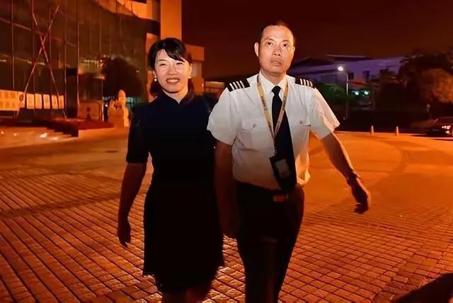 2018年，英雄机长刘传健救下一飞机人的性命。