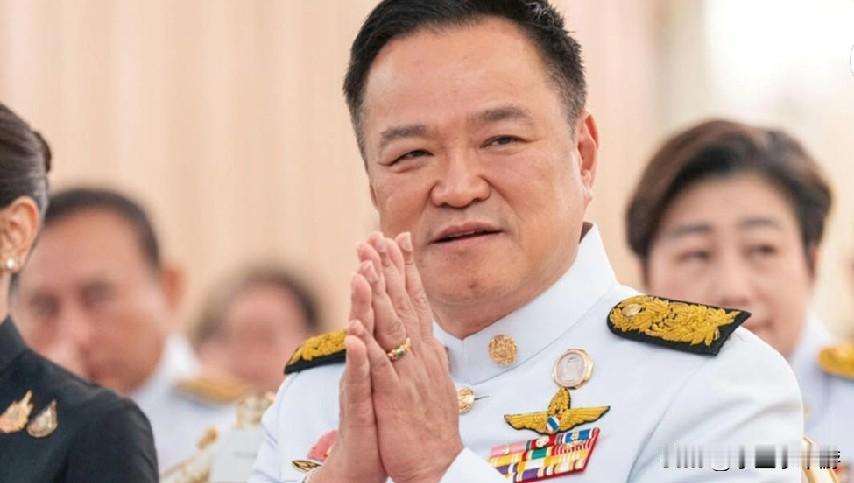 泰国总理阿努廷周五表示希望与柬埔寨实现停火，与此同时，金边方面指责泰国军方加大了