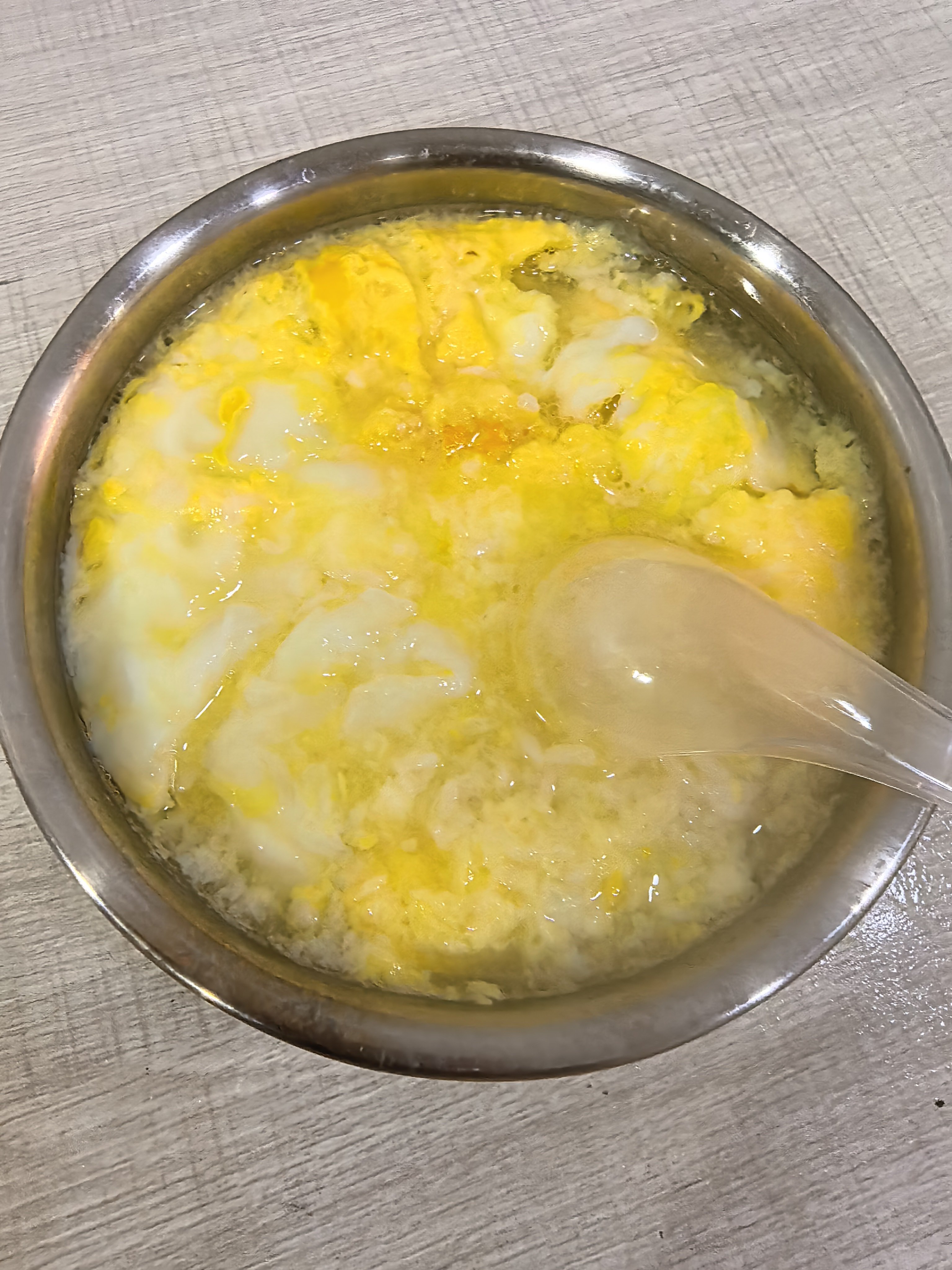 午餐——甜米酒蒸蛋。练酒量！愿……老了也能陪你小酌一杯！