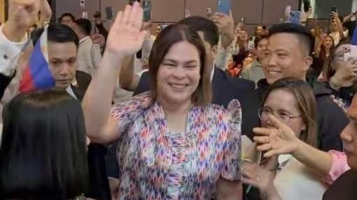 9月1日下午的庭审中，多份关键证词完全站到了莎拉一方，直接帮她补上了此前证据链上