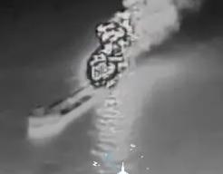 不打炼油厂了，改打运输船只，乌克兰发起了一轮针对俄能源运输体系的集中打击，四天内