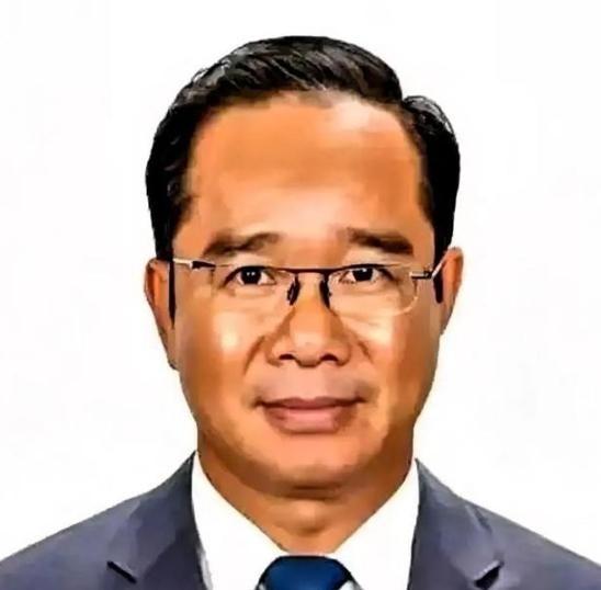 一个越南教授，当着全世界的面，曾扔下一句话。
在国际舆论场上，一句话有时候比一场