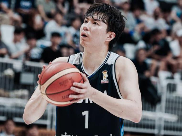 根据NBA韩国的官方媒体报道，李贤重正式加盟NBA开拓者队下属的发展联盟球队，此