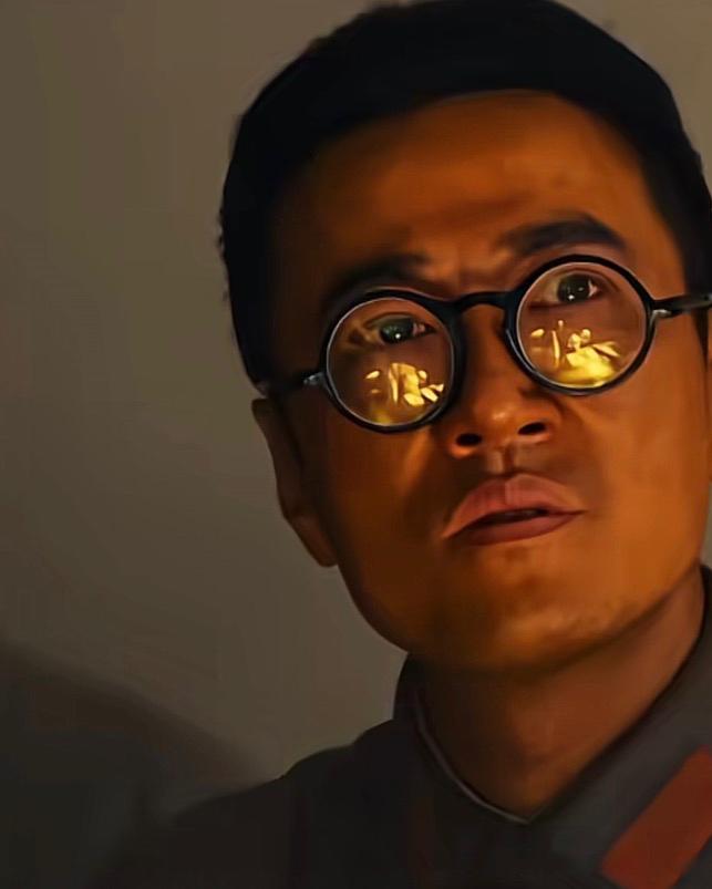 朱刚日尧火了！原因是他天生长着一张“博古”脸，比博古还“博古”？

没想到电视剧