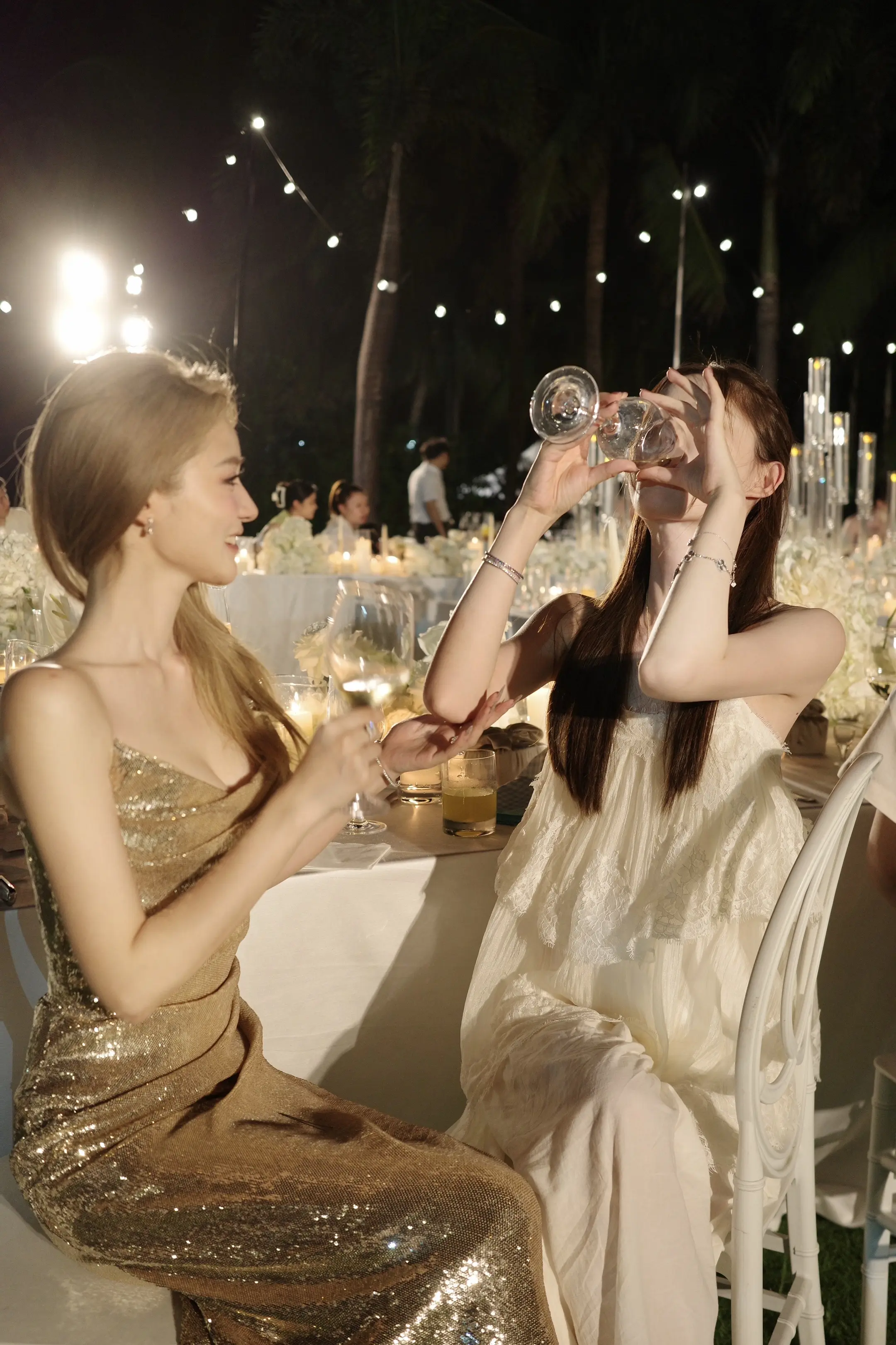 🥂