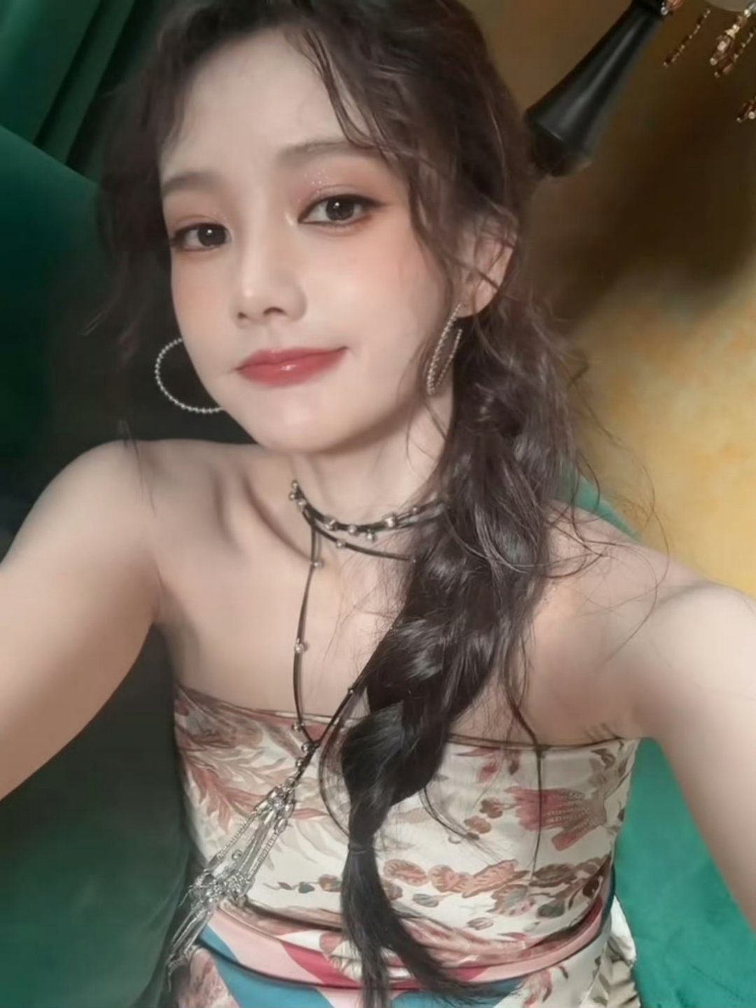 李一桐退圈了 娱乐圈双璧之一，笑眼女神李一桐要退圈了？什么情况？原来是在综艺节目