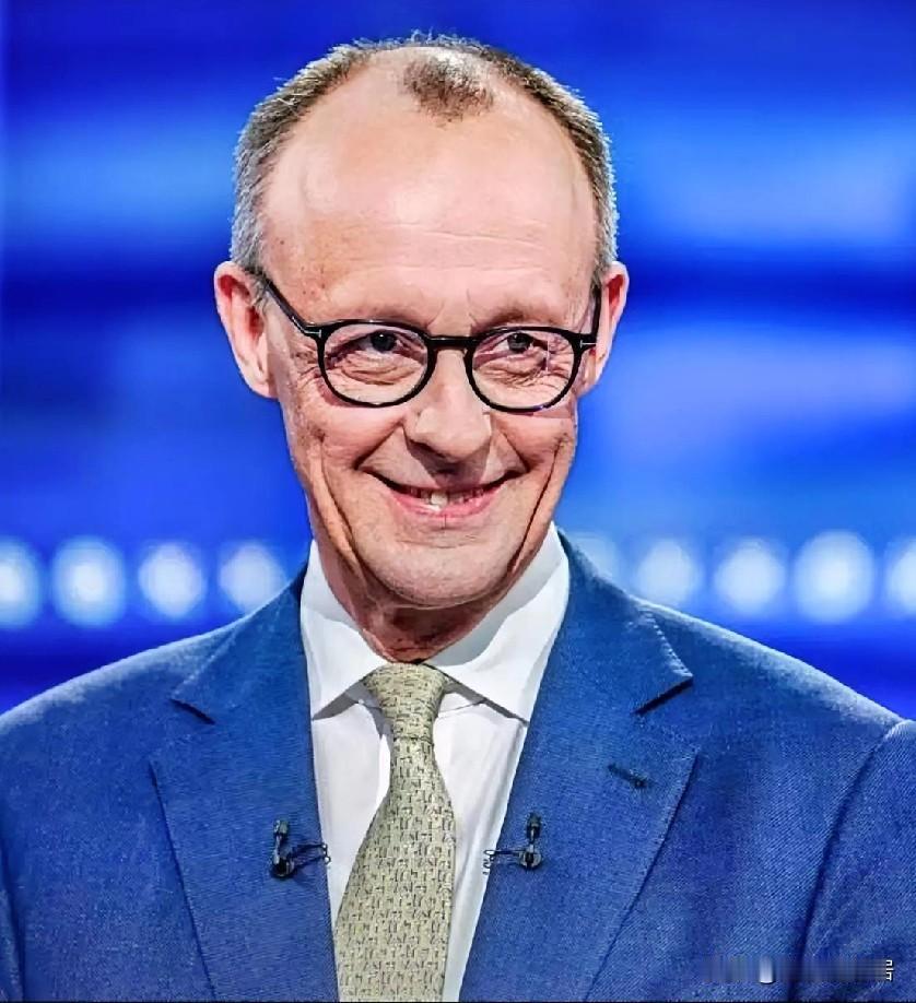 新消息
土耳其和德国公开宣布

10月30日，土耳其总统埃尔多安在安卡拉与到访的