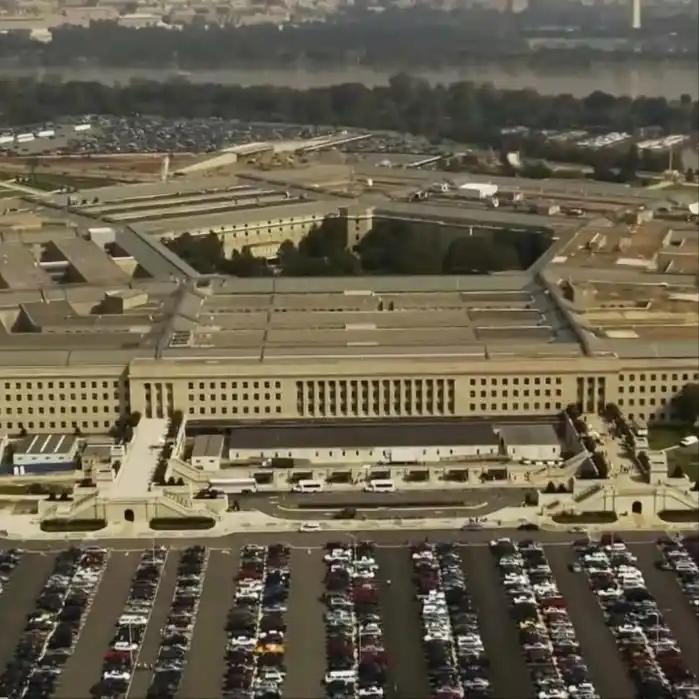 国际政坛又出惊天大瓜，特朗普政府直接对北约盟友下狠手了，被曝正密谋撤兵、关基地，