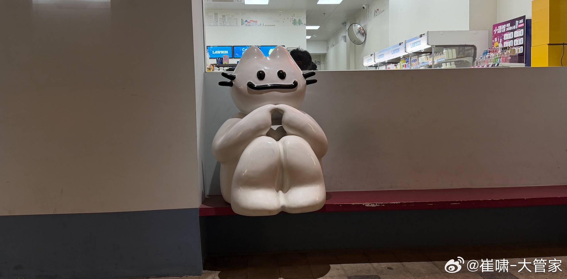 其实今天能看出谁是真硬～从这边来说，真硬的今天可以搞现场、搞直播，不会担心被封、