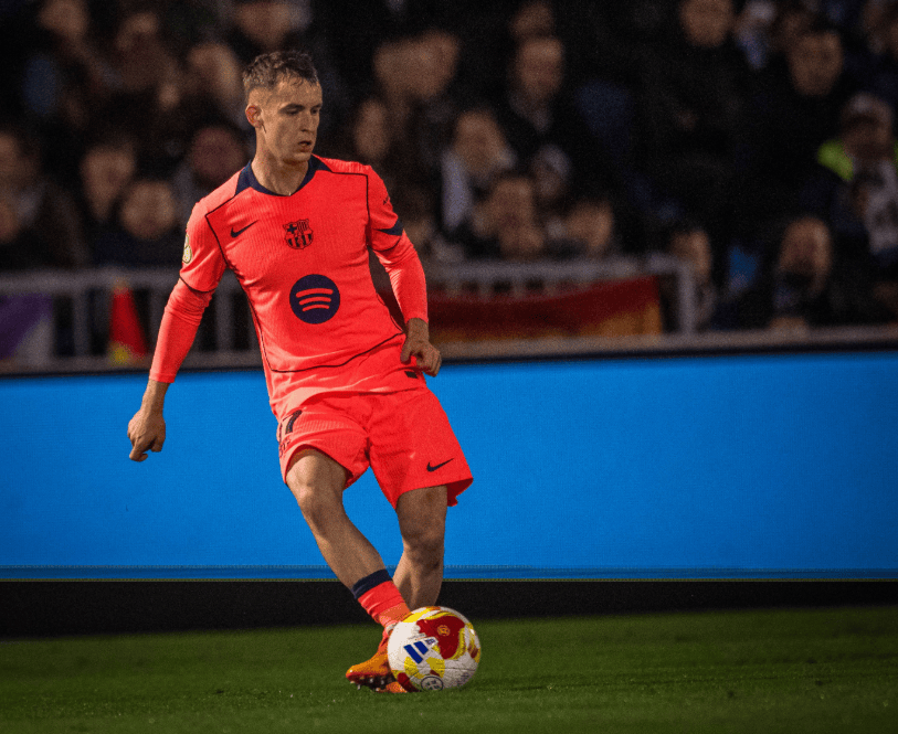 瓜达拉哈拉0-0巴萨半场数据：射门3-10，绝对机会0-0