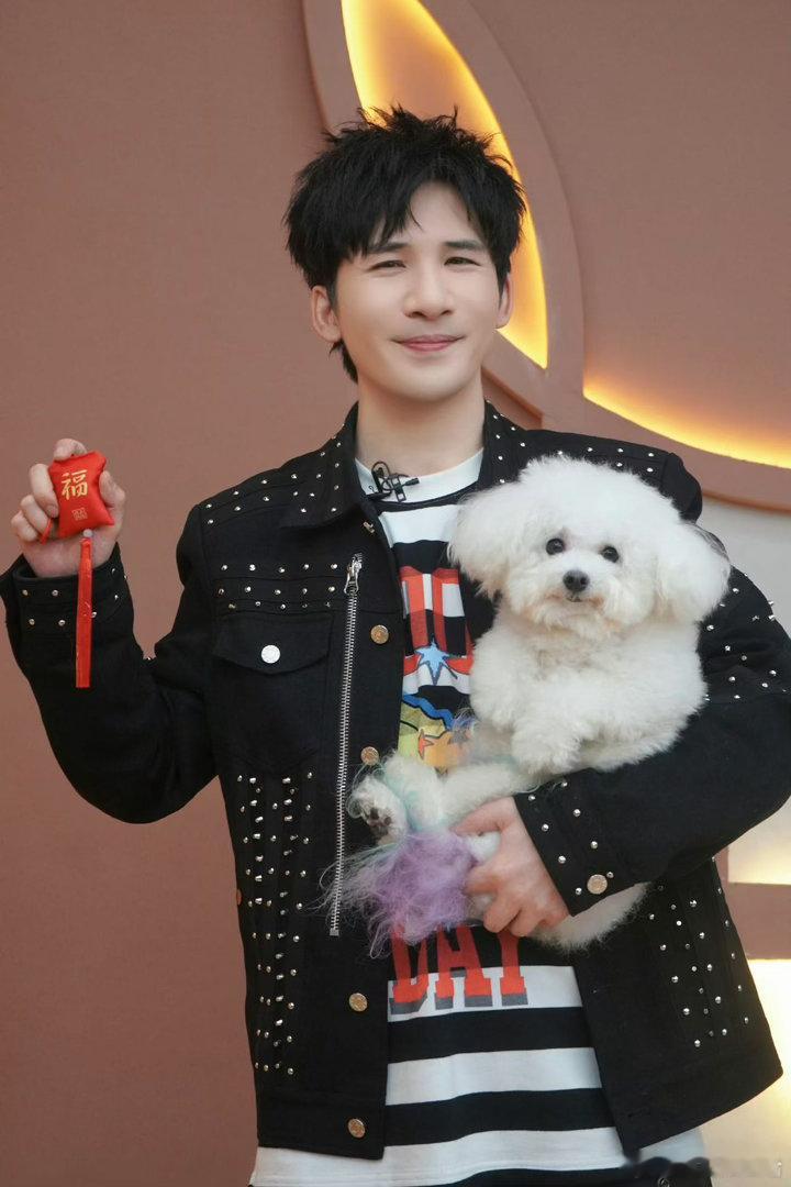 不好笑就露宿街头 不是，谁想出来的点子呀！比淘汰更恐怖的惩罚来了！那就是优酷咸鱼