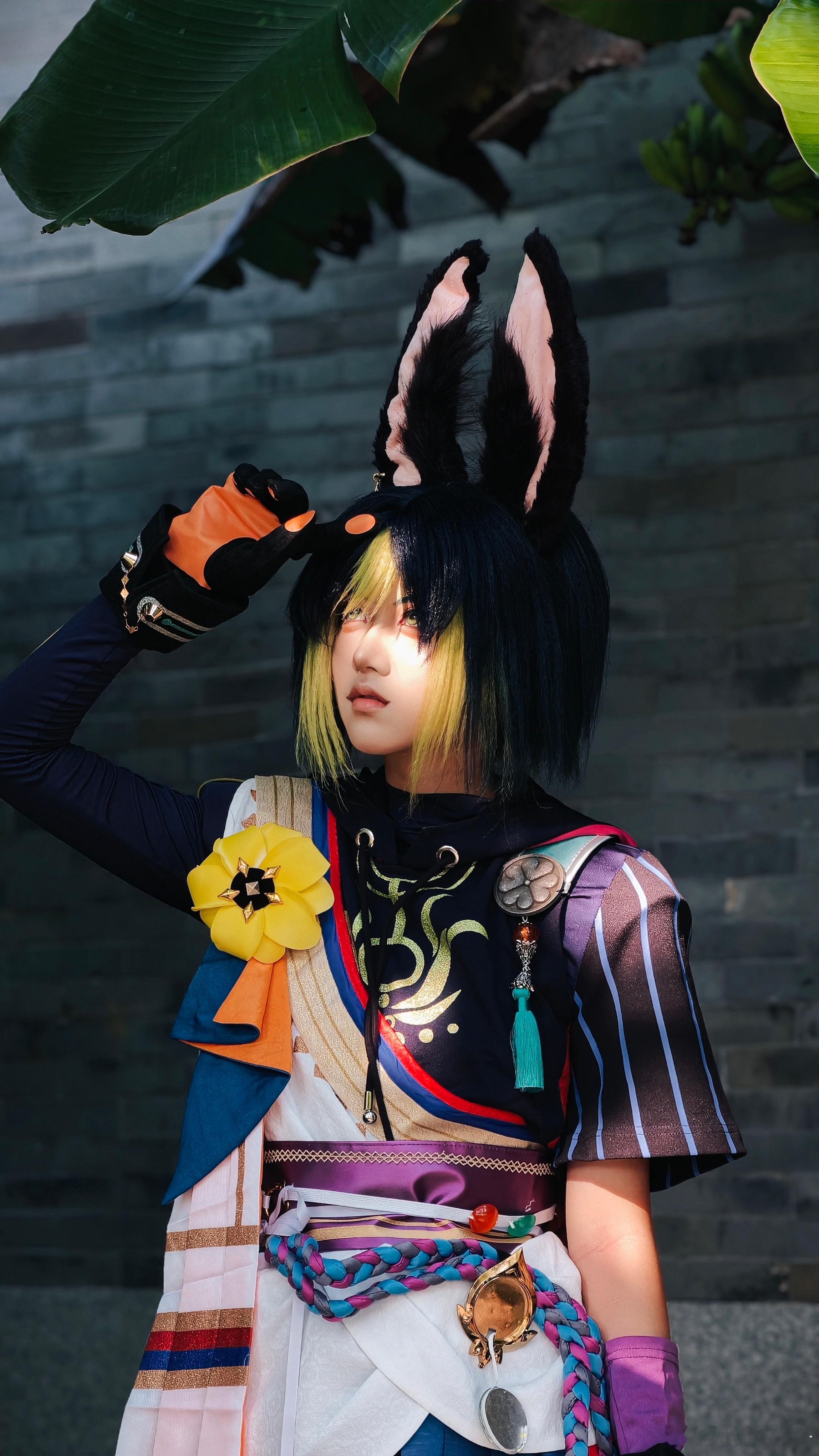 vivo提纳里原神cosplay二次元 他是道成林的巡林官，心思敏锐又耐心，博学