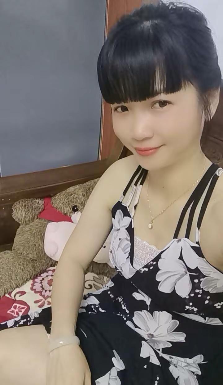 你的消息太难等了🫣我先来碎花裙已买，POLO衫的深情何在🤭🤭🤭记录自己的