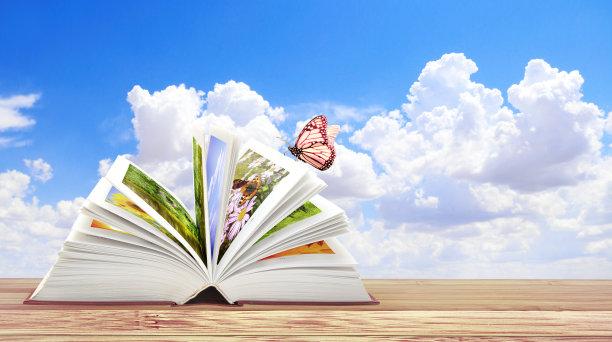 [遐思随笔]
清晨的阳光漫过窗棂，落在摊开的笔记本上，我盯着页边那团洇开的墨渍发