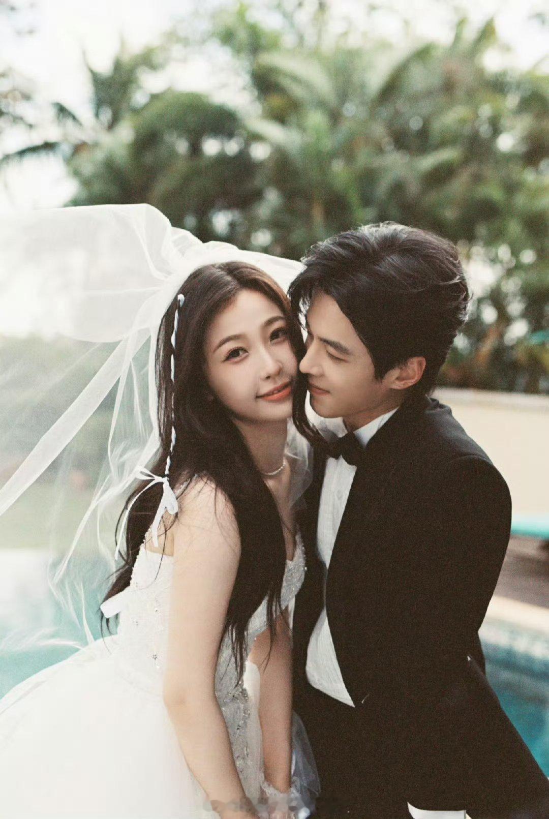 双轨婚礼跳舞这段呢我们双轨给的售后简直太棒了 