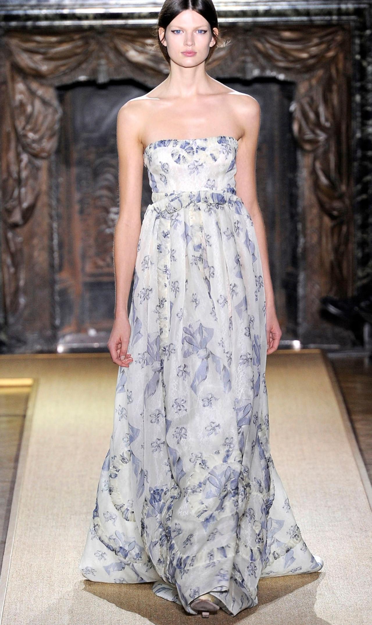 秀场回顾 | Valentino 2012春夏高定系列：水晶与蕾丝的诗意交响！