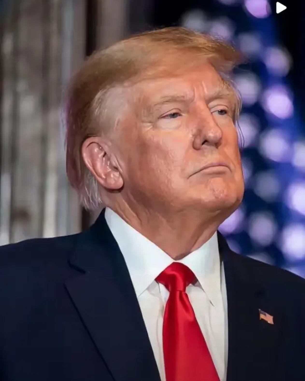 俄乌冲突最新消息传来，特朗普当众给出了一番重磅表态，直言自己看到了一个行事特别务