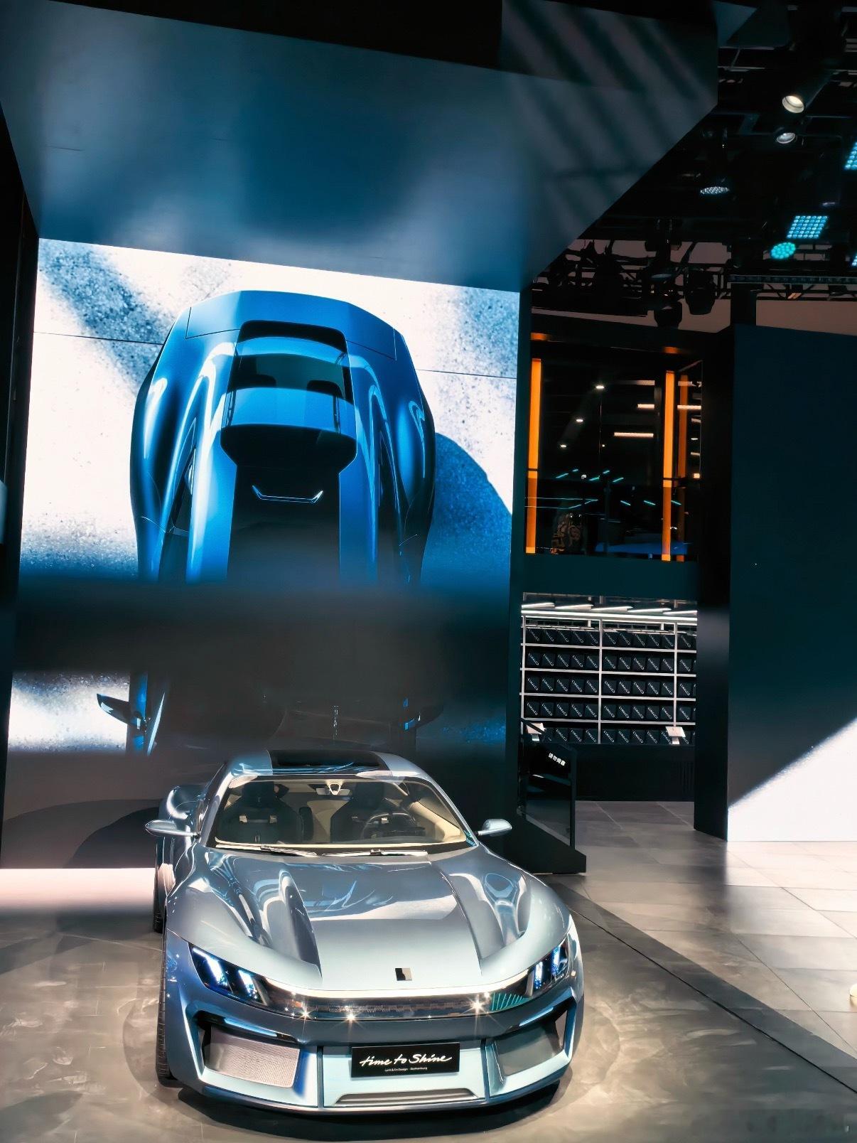 北京车展领克展台，首次亮相的领克第一款GT概念跑车北京车展领克